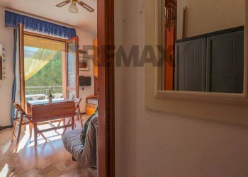Camera / camera da letto - Appartamento via tiziano
 
2, Borghetto Santo Spirito - foto 5