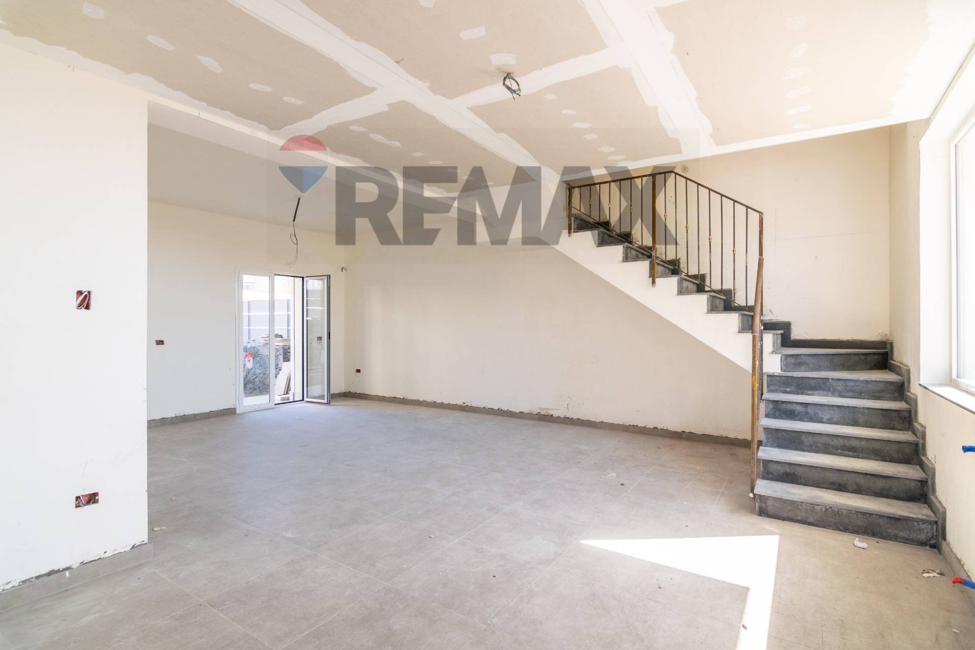 Stanza vuota - Villa a Schiera Via degli Oleandri
snc, San Pietro Clarenza - foto 2
