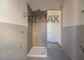 Bagno - Villa a Schiera Via degli Oleandri
snc, San Pietro Clarenza - foto 8