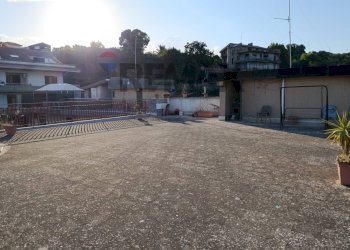 Edificio all\'aperto - Appartamento Via Ciminna
 
19, Aci Catena - foto 5