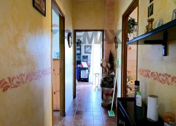 Hall / corridoio - Appartamento Via Ciminna
 
19, Aci Catena - foto 23