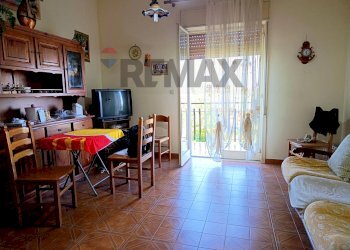 Sala da pranzo - Appartamento Via Ciminna
 
19, Aci Catena - foto 25