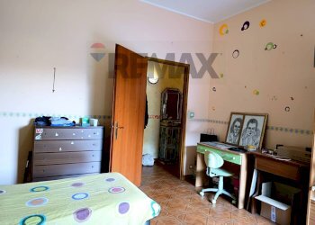 Camera / camera da letto - Appartamento Via Ciminna
 
19, Aci Catena - foto 33