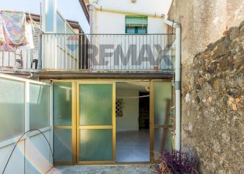 Balcone - Casa semi indipendente Via Vittorio Emanuele
78, Aci Sant'Antonio - foto 7