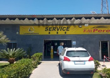 Edificio all\'aperto - Capannone Via Necropoli del fusco
snc, Siracusa - foto 2