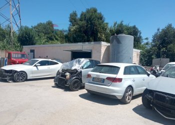 Casa all\'aperto - Capannone Via Necropoli del fusco
snc, Siracusa - foto 5