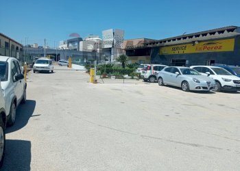 Edificio all\'aperto - Capannone Via Necropoli del fusco
snc, Siracusa - foto 6