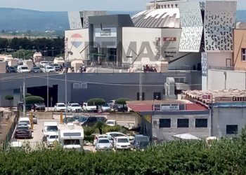 Edificio all\'aperto - Capannone Via Necropoli del fusco
snc, Siracusa - foto 7