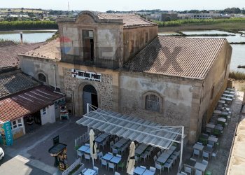 Edificio all\'aperto - Commercial Premises Via Marzamemi
49, Pachino - photo 15