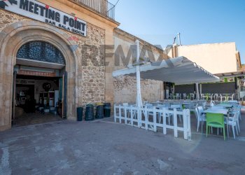 Edificio all\'aperto - Commercial Premises Via Marzamemi
49, Pachino - photo 5