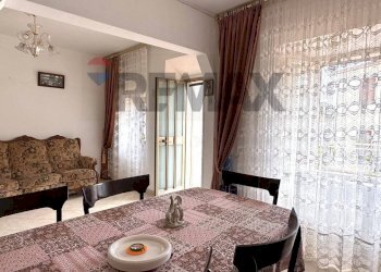 Sala da pranzo - Casa semi indipendente Via Mazzini
59, Collepietro - foto 8