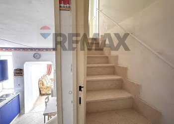 Scale - Casa semi indipendente Via Mazzini
59, Collepietro - foto 12