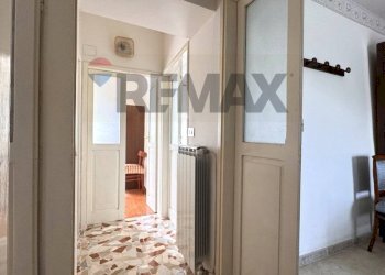 Hall / corridoio - Casa semi indipendente Via Mazzini
59, Collepietro - foto 13