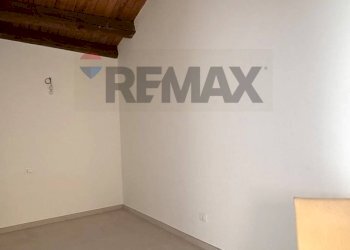 cameretta - Casa semi indipendente via Centrale
 
21, L'Aquila - foto 8