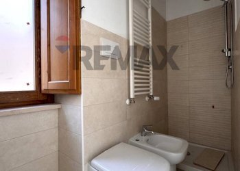 Bagno - Casa semi indipendente via Centrale
 
21, L'Aquila - foto 11