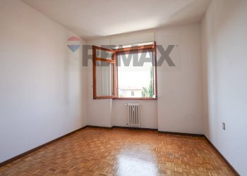 Camera con parquet - Appartamento Via Quarenghi
 
58, Bergamo - foto 14