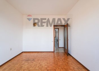 Altra camera con parquet - Appartamento Via Quarenghi
 
58, Bergamo - foto 16