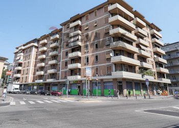 Edificio esterno - Appartamento Via Quarenghi
 
58, Bergamo - foto 27