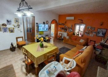 Sala da pranzo - Independent house via Gesù e Maria
 
22, Carini - photo 2