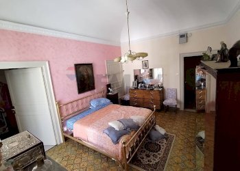 Camera / camera da letto - Independent house via Gesù e Maria
 
22, Carini - photo 10