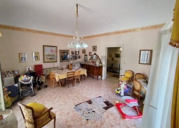 Sala da pranzo - Independent house via Gesù e Maria
 
22, Carini - photo 28