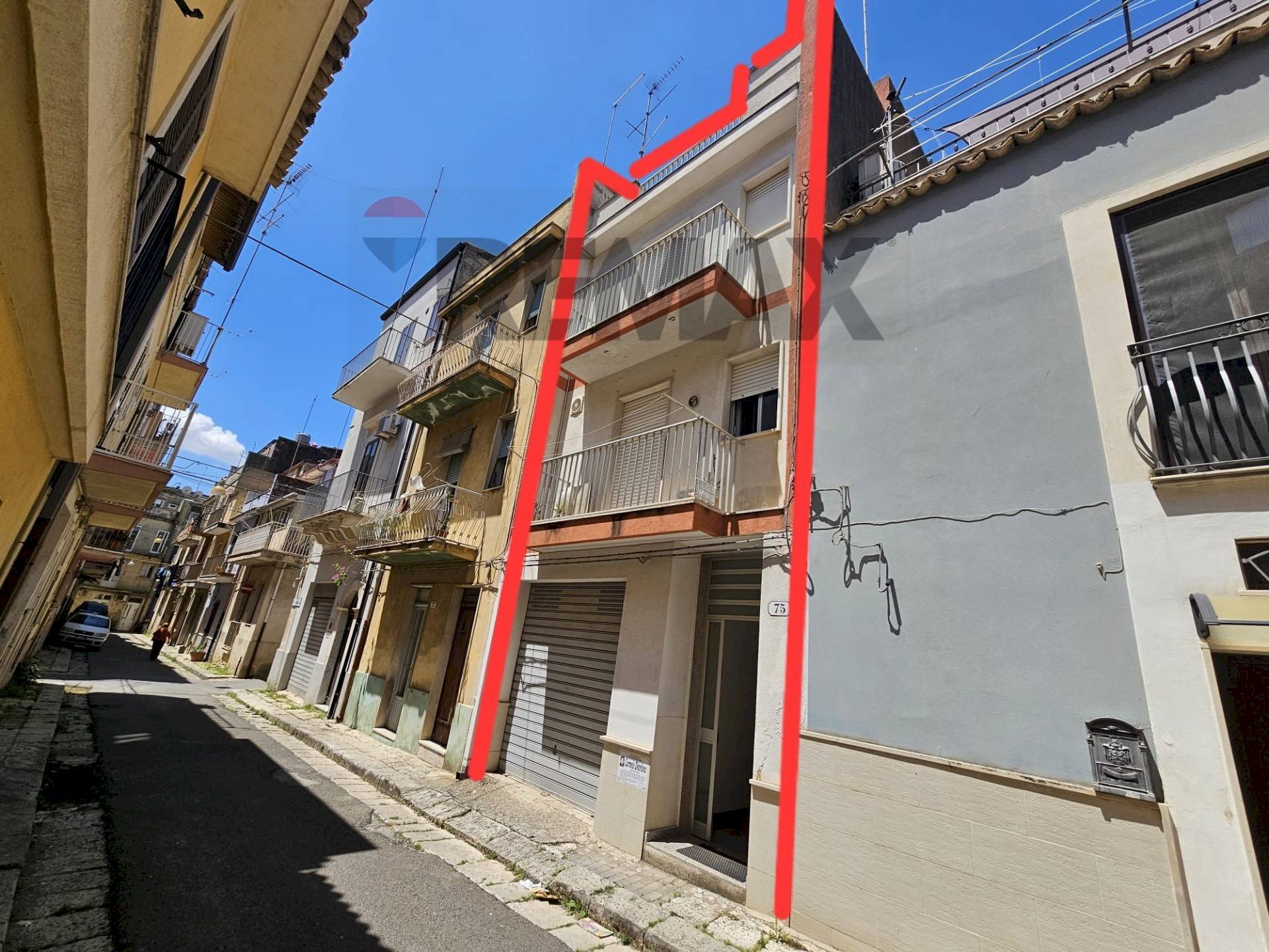 Edificio all\'aperto - Independent house Via Colonnello Umberto Maddalena
 
75, Ragusa - photo 1