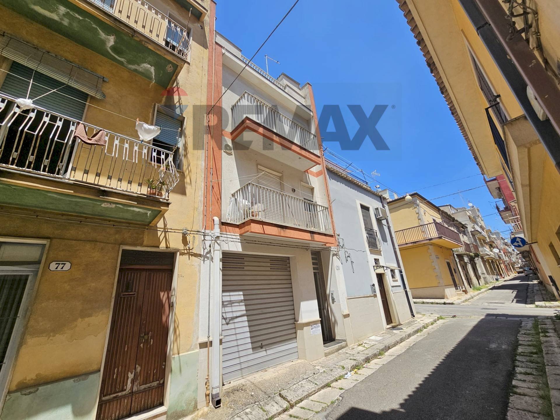 Edificio all\'aperto - Independent house Via Colonnello Umberto Maddalena
75, Ragusa - photo 3