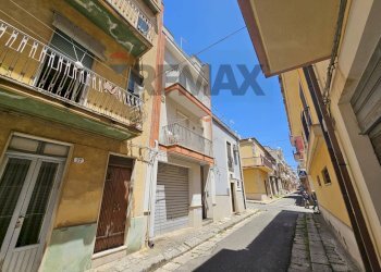 Edificio all\'aperto - Casa indipendente Via Colonnello Umberto Maddalena
 
75, Ragusa - foto 2