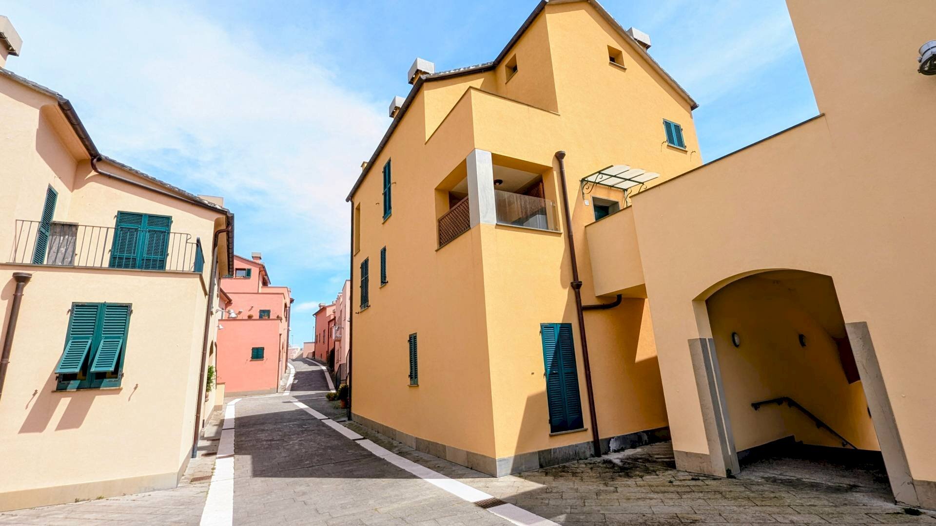 Foto 1 - Three-room apartment Via al Golf
 
25, Cogoleto - photo 1