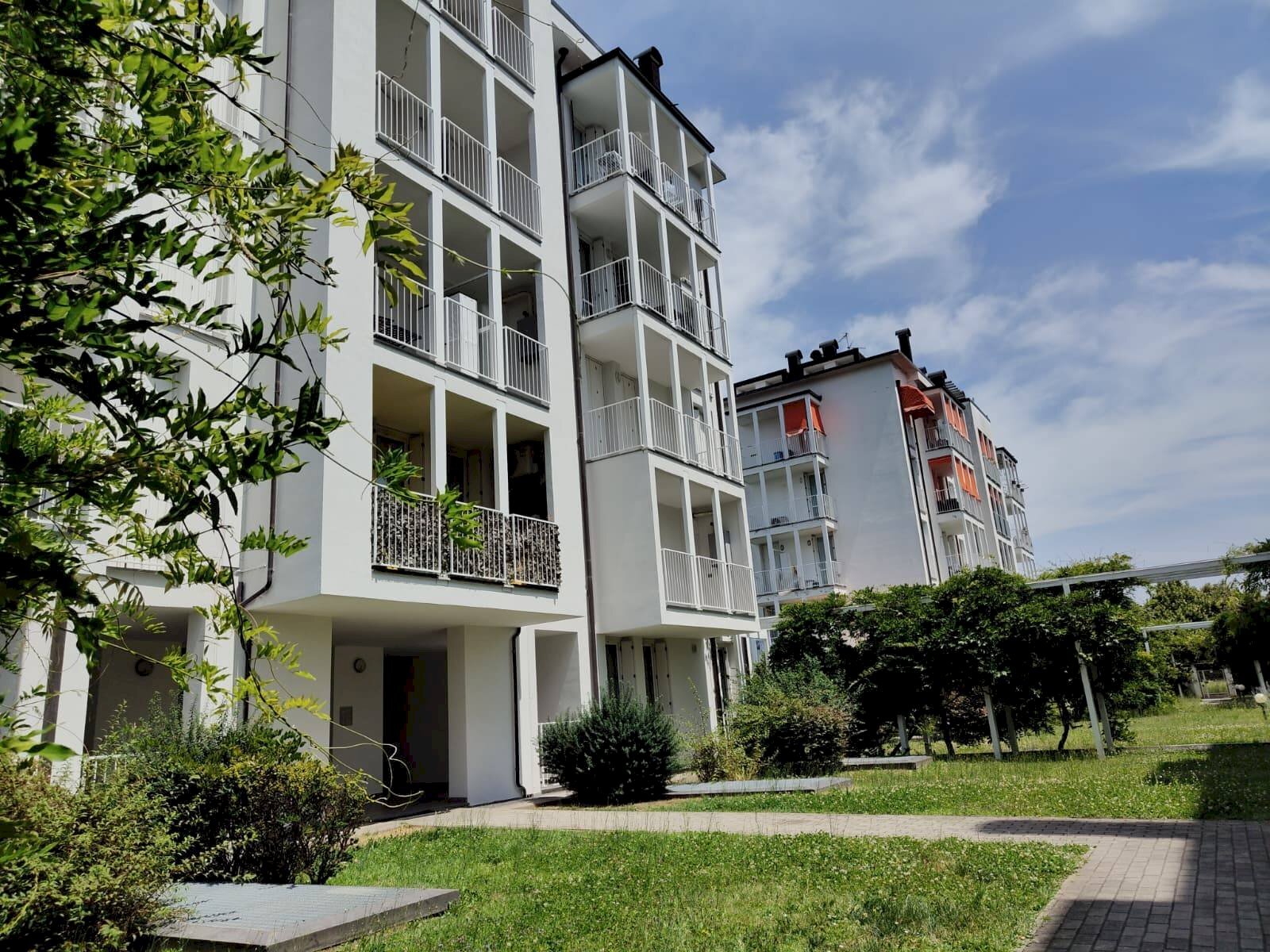 Foto 1 - Bilocale Via A. Grandi
 
17, Gallarate - foto 1