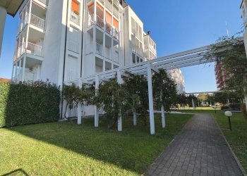 Foto 1 - Appartamento Via A. Grandi
 
17, Gallarate - foto 1