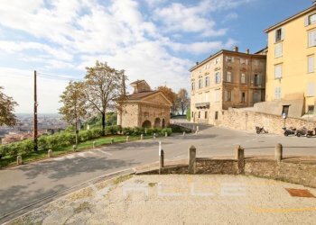 Edificio - Trilocale viale delle mura, Bergamo - foto 15