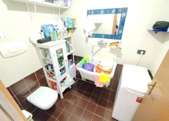 Lavanderia - Four-room apartment via Arona, Rho - photo 20