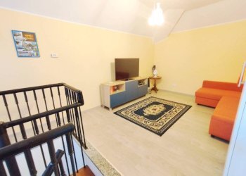 Salone - Four-room apartment via Arona, Rho - photo 29