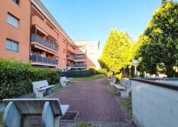 Cortile interno - Four-room apartment via Arona, Rho - photo 38