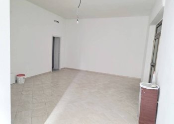 Dettagli - Negozio via Varesina, 55, Milano (zona Villapizzone) - foto 6