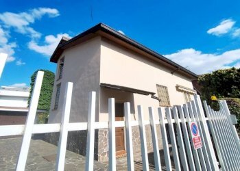 Facciata - Villa via Francesco Petrarca, 43, Rho - photo 3