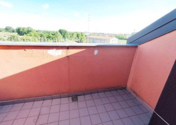 Terrazzo - Four-room apartment via Arona, Rho - photo 30