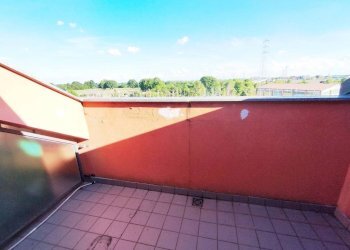 Balcone - Four-room apartment via Arona, Rho - photo 31