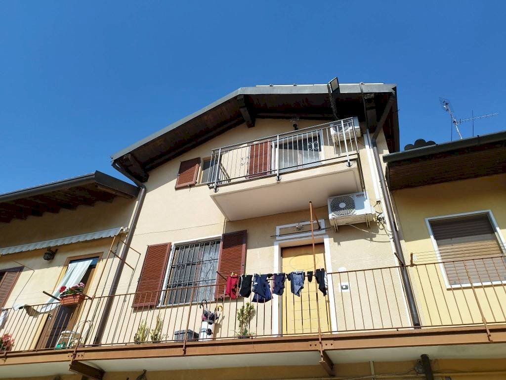 Facciata - Three-room apartment piazza della Republica, 7, Sedriano - photo 1