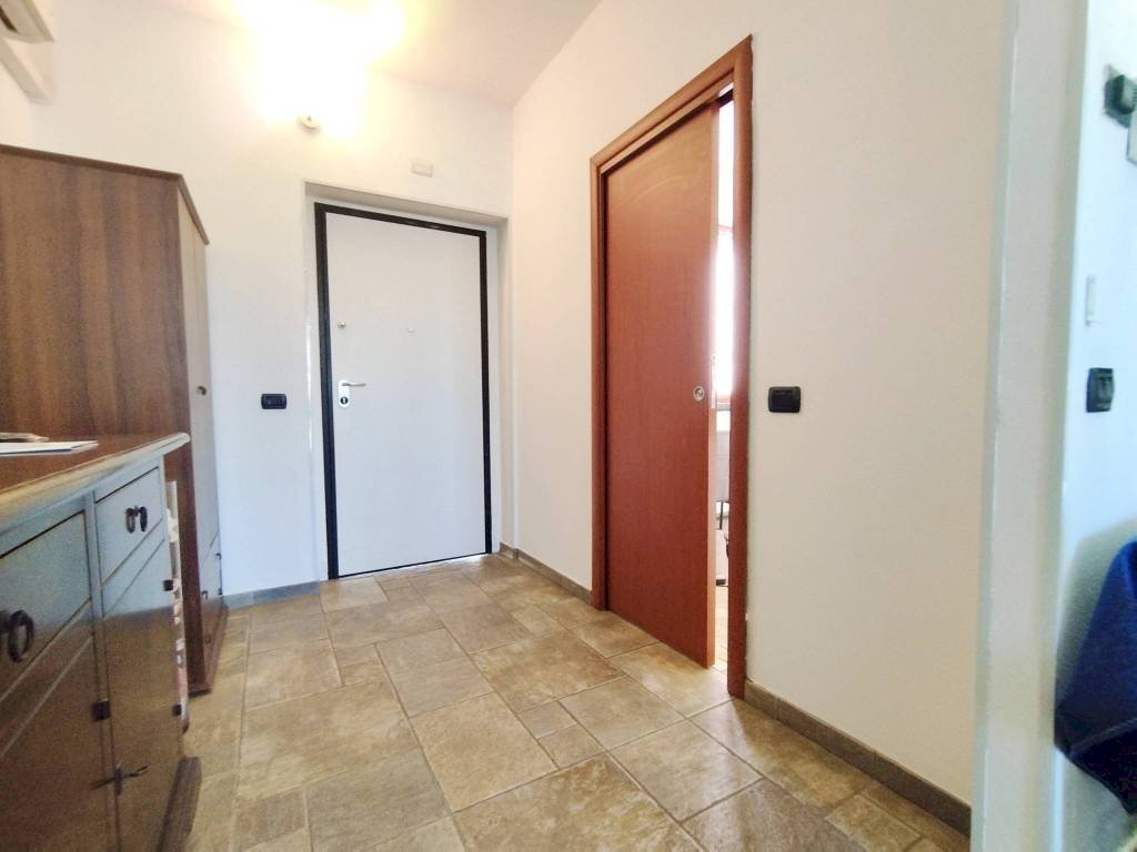 Ingresso - Three-room apartment piazza della Republica, 7, Sedriano - photo 3