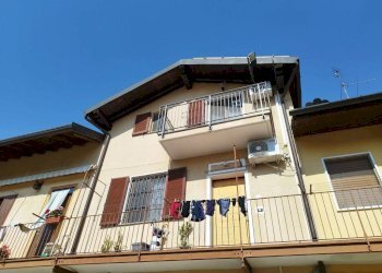 Facciata - Trilocale piazza della Republica, 7, Sedriano - foto 1