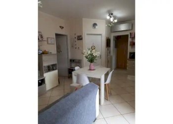 Salone - Three-room apartment via Silvio Bonfante, 30, Albenga - photo 8