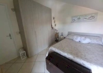 Camera da letto - Three-room apartment via Silvio Bonfante, 30, Albenga - photo 23