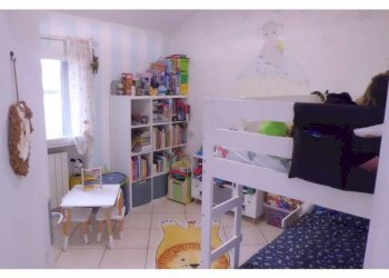 Camera da letto - Three-room apartment via Silvio Bonfante, 30, Albenga - photo 41