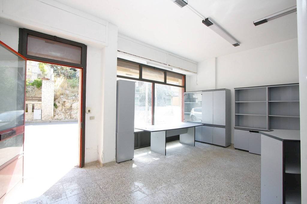 Dettagli - Shop via Roma, Matino - photo 3