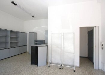 Dettagli - Shop via Roma, Matino - photo 5