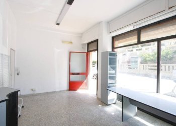 Dettagli - Shop via Roma, Matino - photo 8