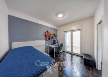 Camera da letto - Villa via Charles le Corbusier, Lecce - photo 17