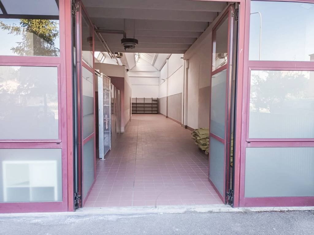 Interno palazzo - Magazzino via Domenico Cimarosa, Casalecchio di Reno - foto 3